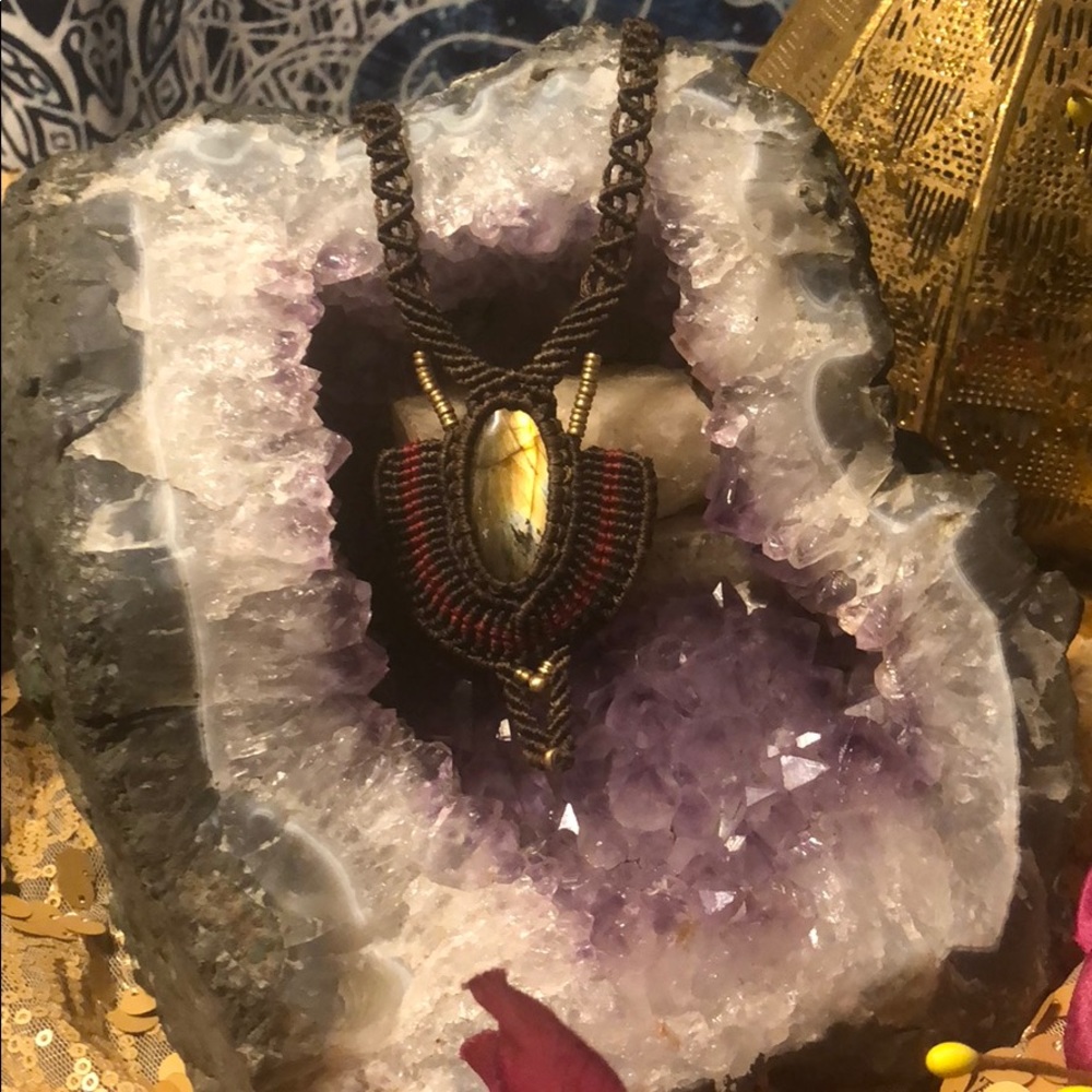 Handmade Labradorite macrame necklace from India